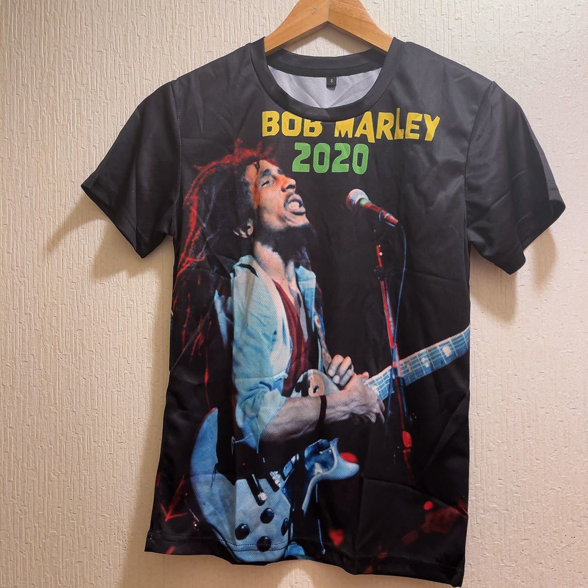 新品★ブラック★ボブマーリー★2020年Tシャツ★ユニセックス★M半袖Tシャツ 拍卖