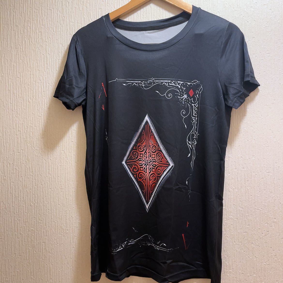 新品★ブラック★レッドのダイヤのエース★トランプ柄★Tシャツ★ユニセックス★L半袖Tシャツ ロゴTシャツ 拍卖