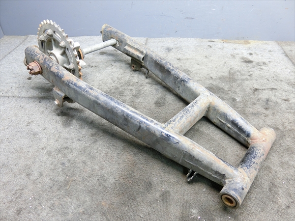 カワサキ エストレヤ BJ250A 純正 スイングアーム リア スプロケット拍卖