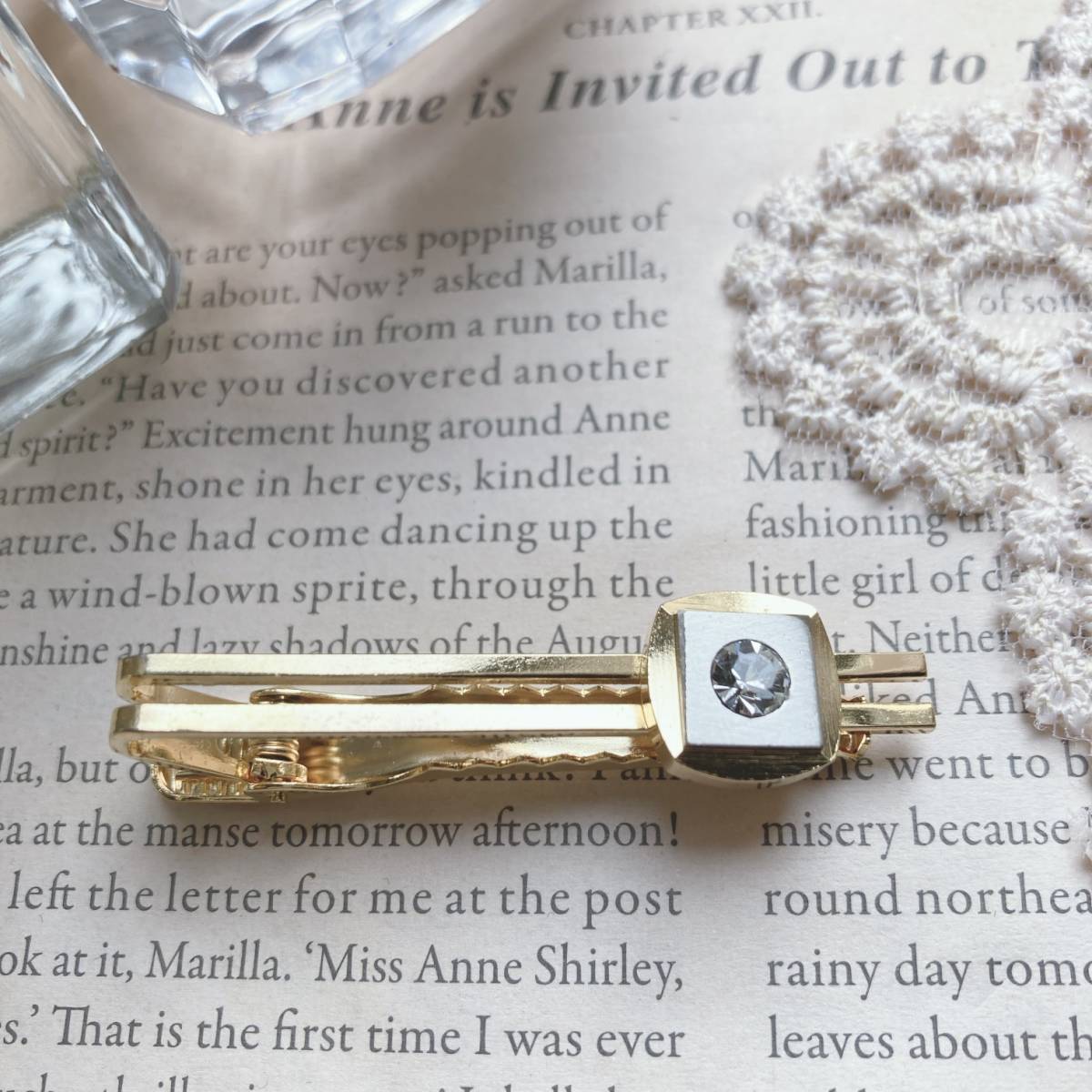 ヴィンテージタイピン ゴールド ガラス 石☆vintage jewelry accessories 0861拍卖