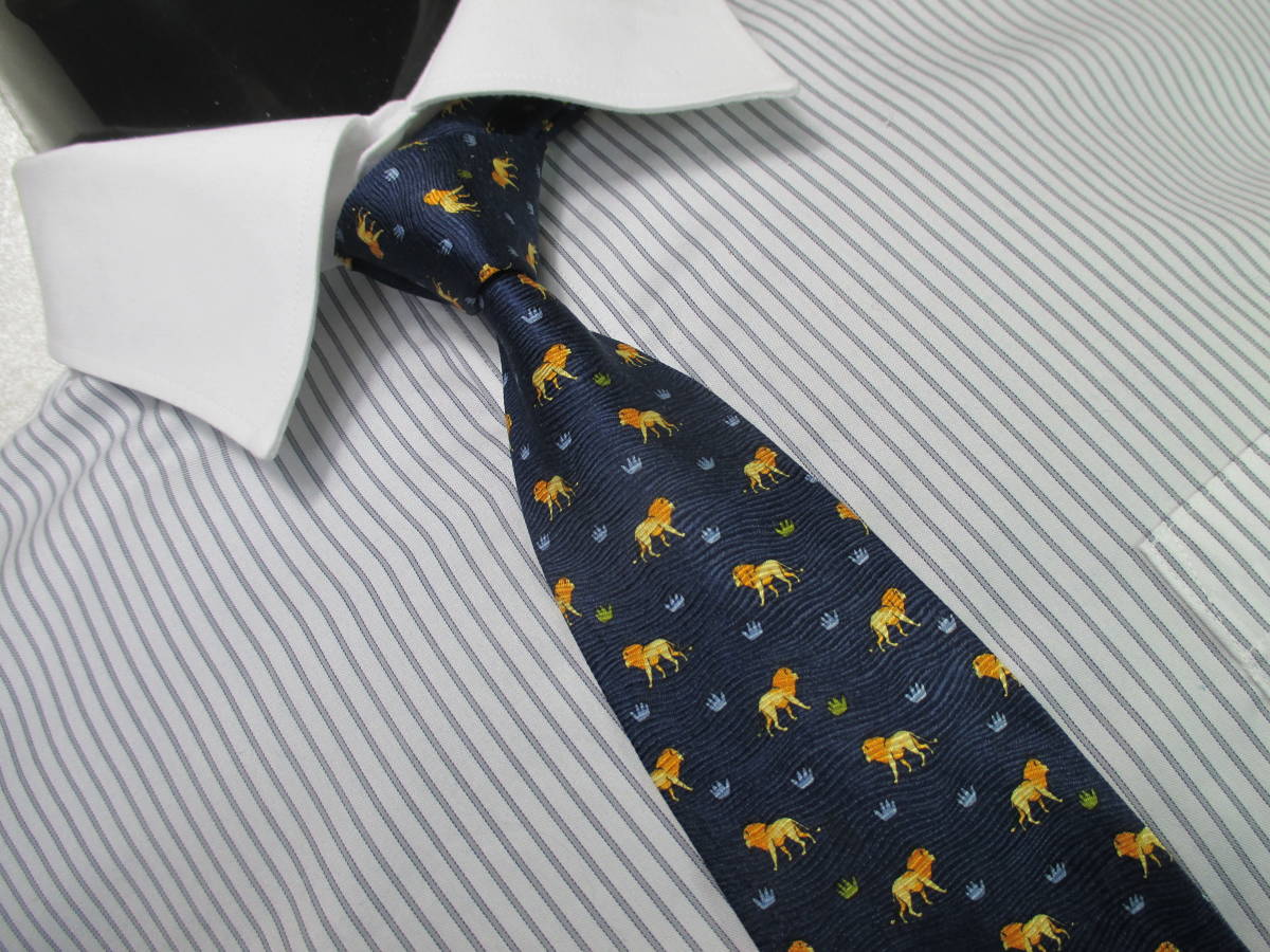 ◇ピエール・カルダン Pierre cardin ◇中古品◇動物の柄・濃紺色系◇第29弾ブランドがいっぱい◇29-96◇拍卖