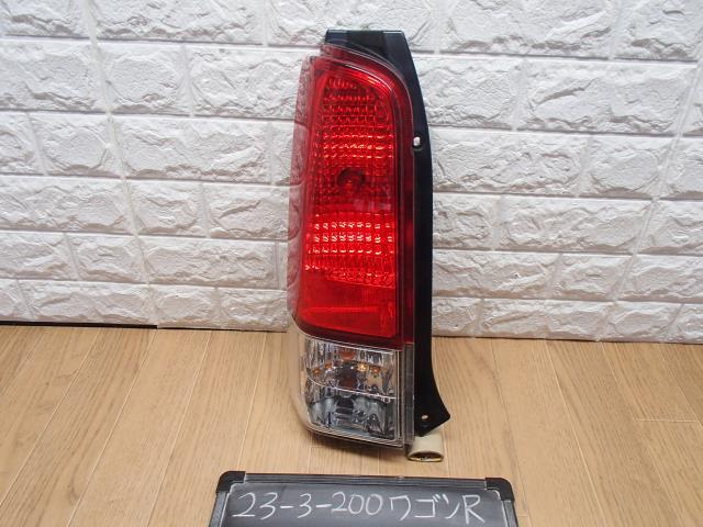 ワゴンR  MC22S 左テールランプ ライト レンズ スタンレー P2874 35670-84F00拍卖