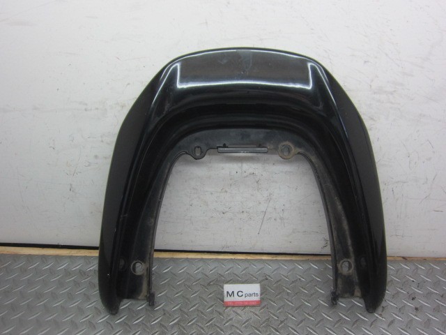 ヤマハ マジェスティ250C SG03J リアスポイラー 黒 ブラック 割れ無 SG03J-0677** タンデムクリップ リアカウル EG4拍卖