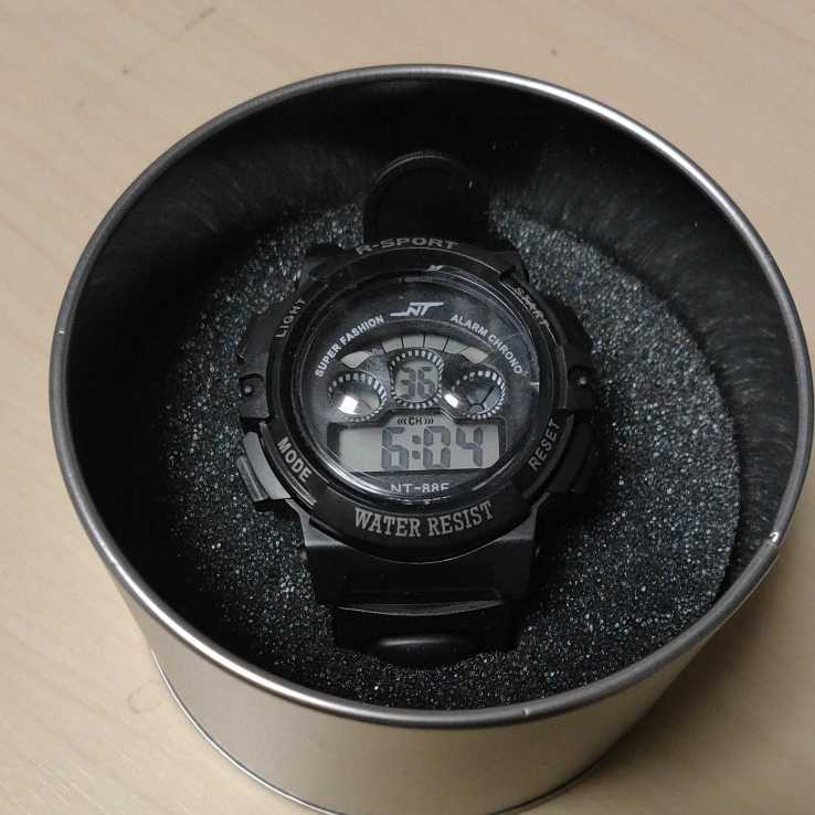 ★デジタル腕時計 LED カラフルウォッチ スポーツ腕時計 ストップウォッチ ブラック拍卖