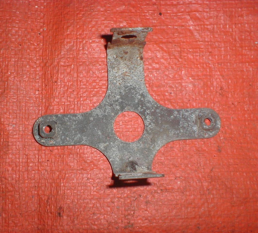 ☆★ホンダ★CB125T/1982年~【電装品のブラケット/良品】★☆拍卖