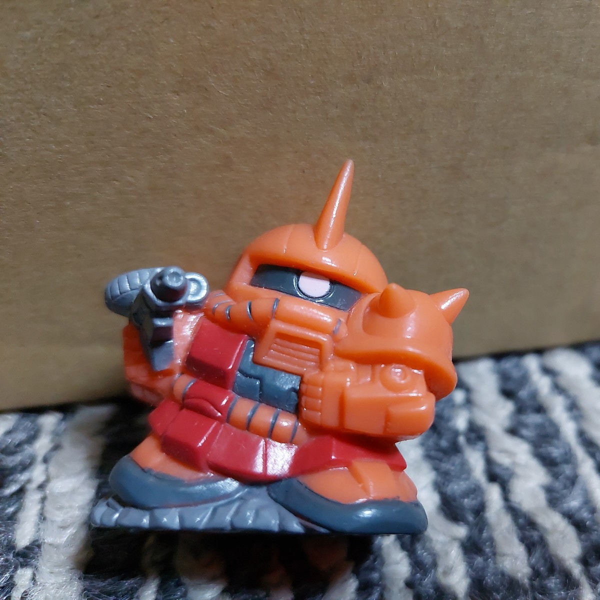 ガンダム シャア専用ザク 指人形 ソフビ 拍卖