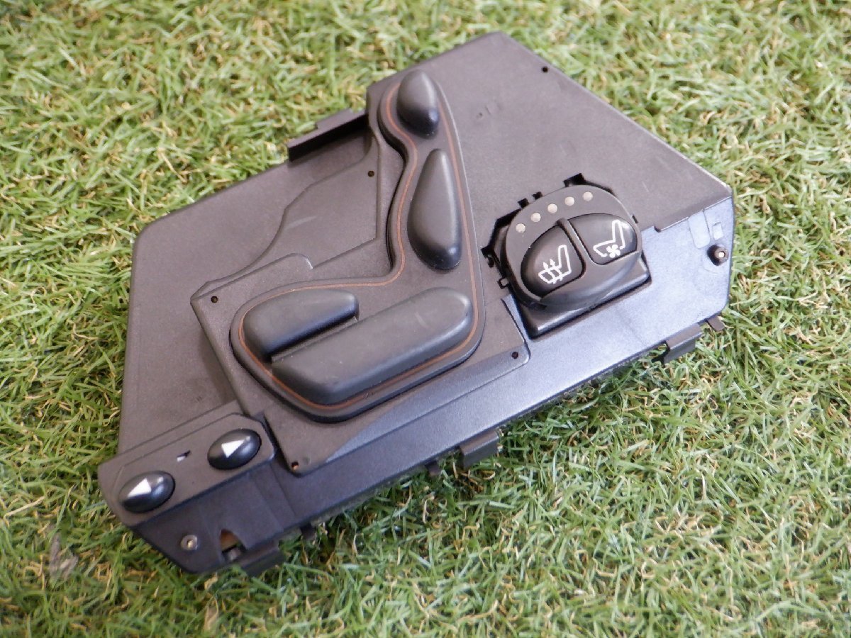 ベンツ純正 GH-220176 W220 S600L Sクラス 2003年 シートスイッチ 操作スイッチ 2208212879 m-23-4-322拍卖