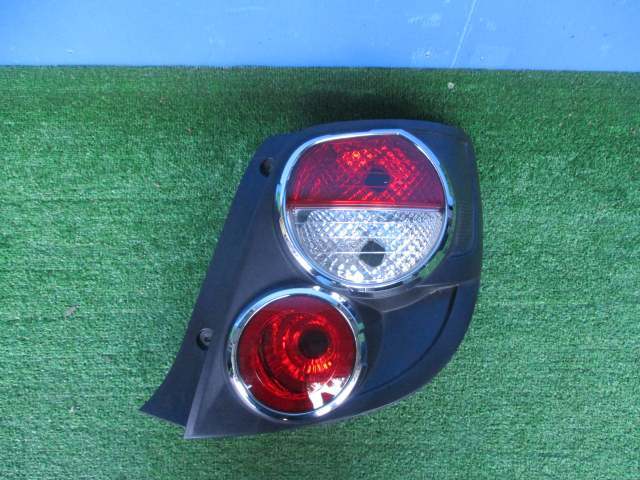 ★☆シボレーソニック 右テールランプユニット☆★拍卖