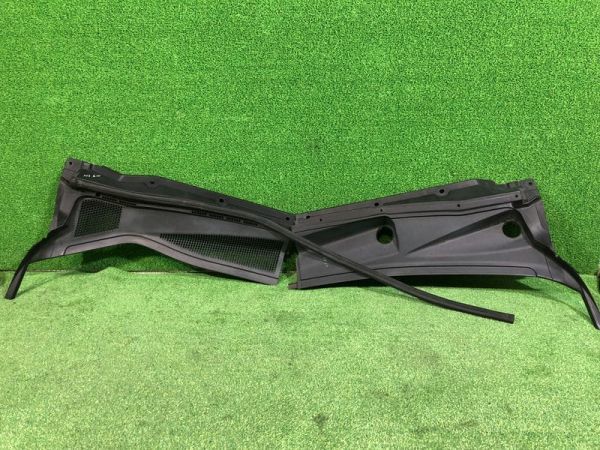 NISSAN ニッサン セレナ C25 H12年 純正 フロントウインド スクリーンパネル 66860CY00B LB48-5311-100 WINDSCREEN SUCTTLE PANEL ID:1892拍卖