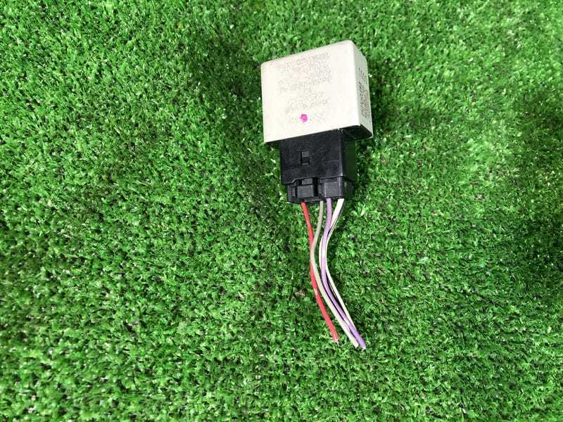 TOYOTA ANH20W ヴェルファイア ブレーキランプ コントロール リレー RELAY STOP LAMP CONTROLPart ID: 1806拍卖