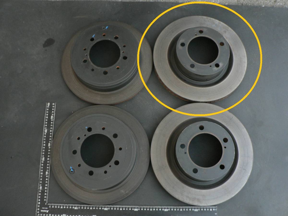 レクサス LX570 フロントブレーキローター右 走行約2千キロから外しました。 ※200系ランクル拍卖