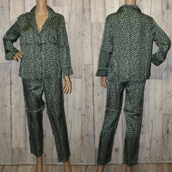 LOVE Stories◇ラブストーリーズ・パジャマ◇レーヨン100% クリーニング済み Sサイズ拍卖