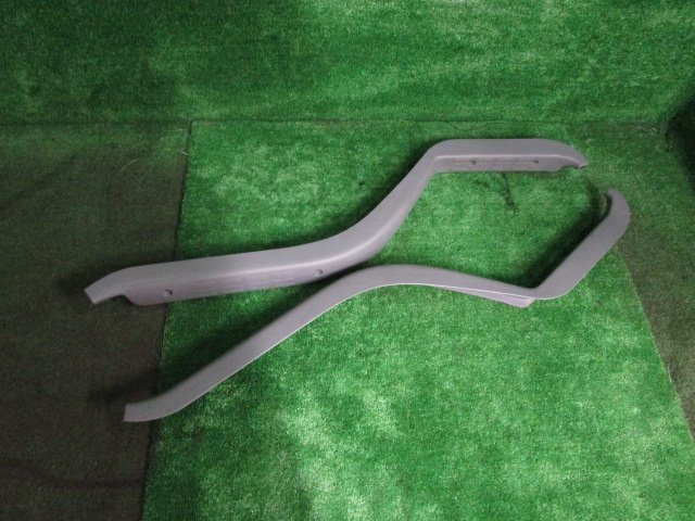 【A56618】◇ デュトロ Wキャブ XZU605M 左右 スカッフプレート拍卖