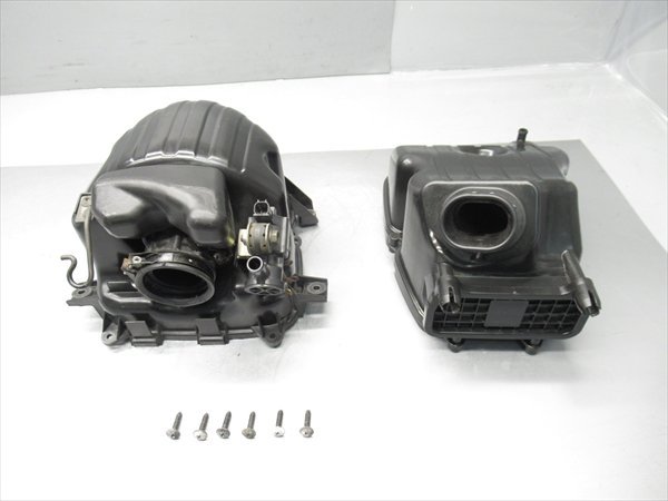 D1R5-0413 ホンダ CBR250R エアクリーナーボックス 純正品 【MC41-100~ (CBR250RB 前期) 動画有】拍卖