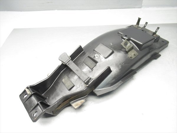 C1R5-0419 ヤマハ SRX400 4型 リアインナーフェンダー 純正品 【3VN-065~ (平成3年式) 動画有】拍卖