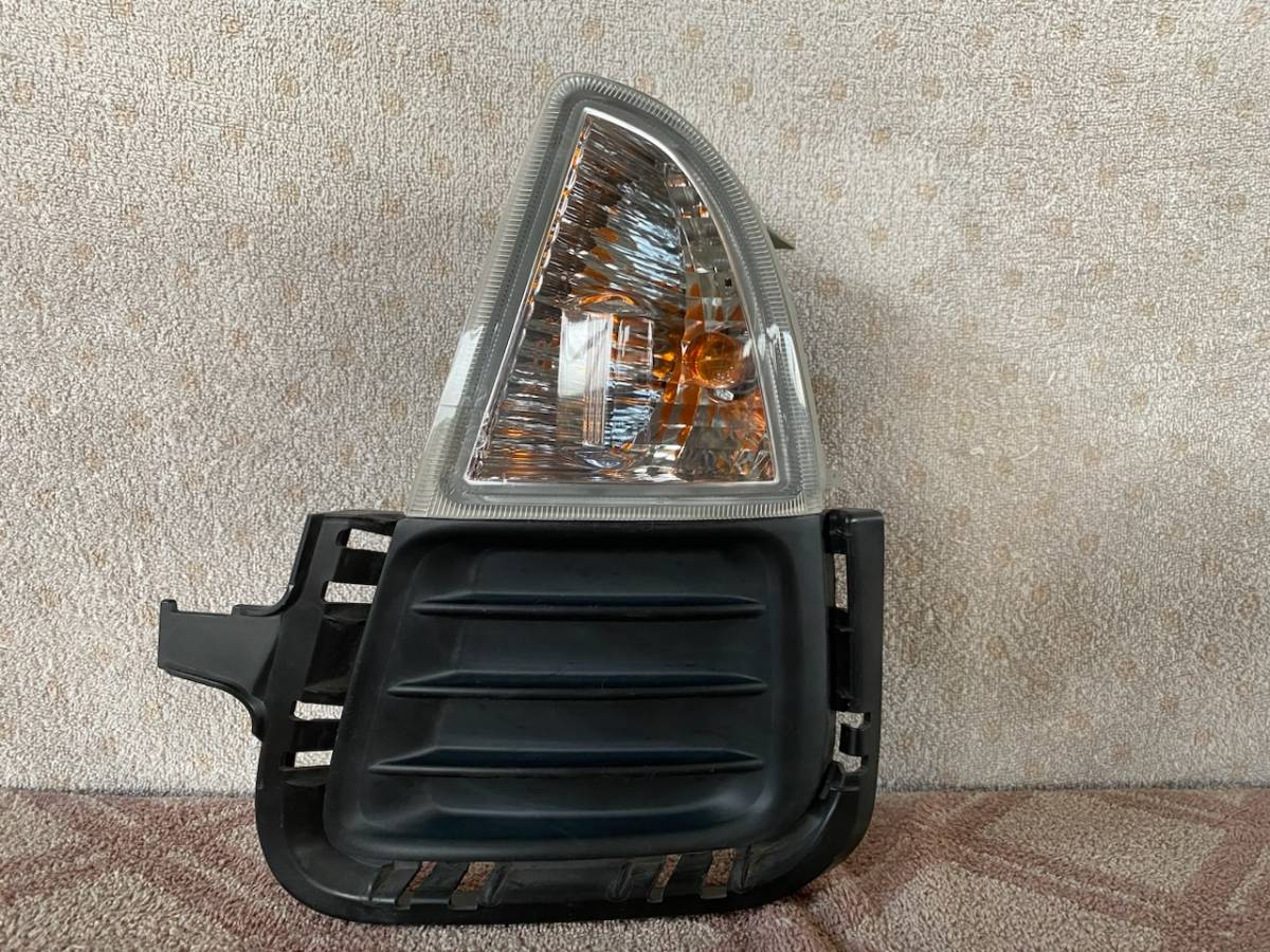 ★トヨタ アクアNHP10 左 フロントウインカー KOITO 52-250フォグカバー 81482-52370!L!★拍卖
