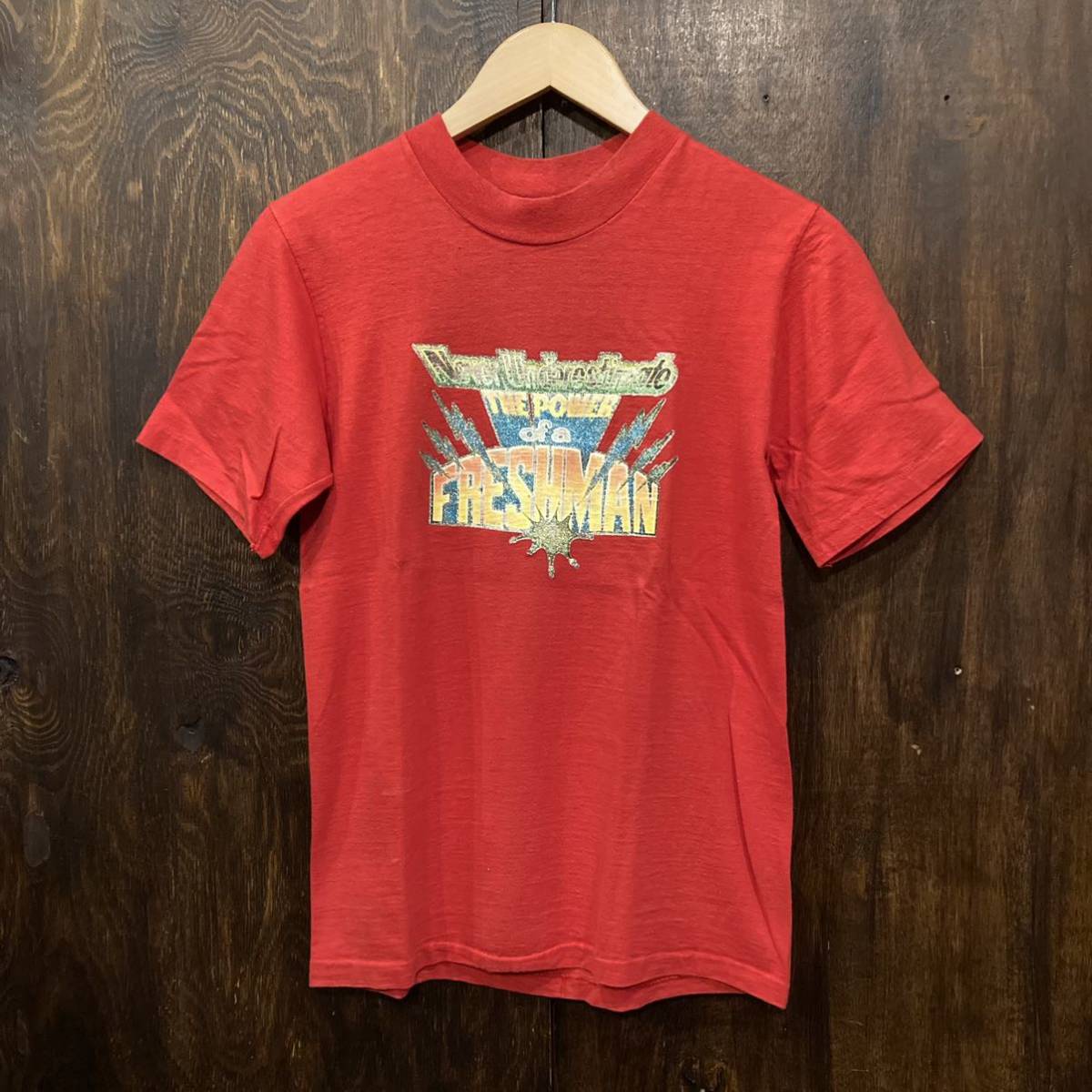アメリカ古着 Hane’s 70~80s ビンテージ 半袖Tシャツ 赤 ラメプリ ROACH ビンテージT拍卖