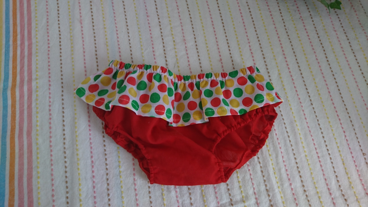 ☆お子さまサイズ☆UB SPRITS DAYS☆赤×水玉フリルのビキニ下☆ブルマにも☆サイズ95☆拍卖