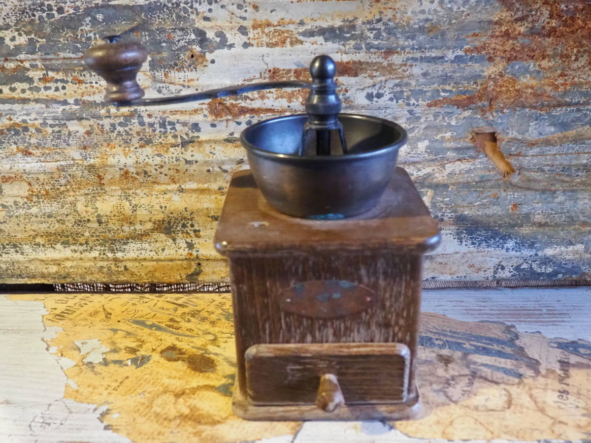 【フランス蚤の市コーヒーミル】ザッセンハウスZassenhausカフェ珈琲ポットケトル薪ストーブ店舗什器アイアンインテリアプジョードリッパー拍卖