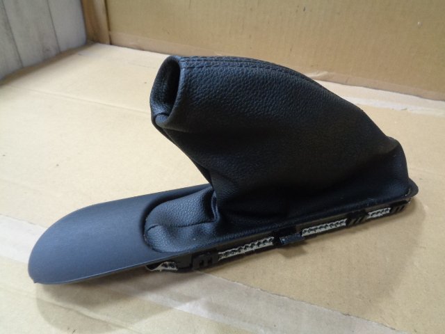 BMW ミニクーパー MF16 サイドブレーキカバー 純正【送料無料】拍卖