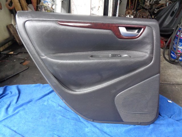 ボルボ V70 SB5244 純正 リアドア 内張り 左拍卖