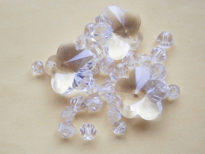 ガラスビーズ★花★1つ穴★クリア系★A拍卖