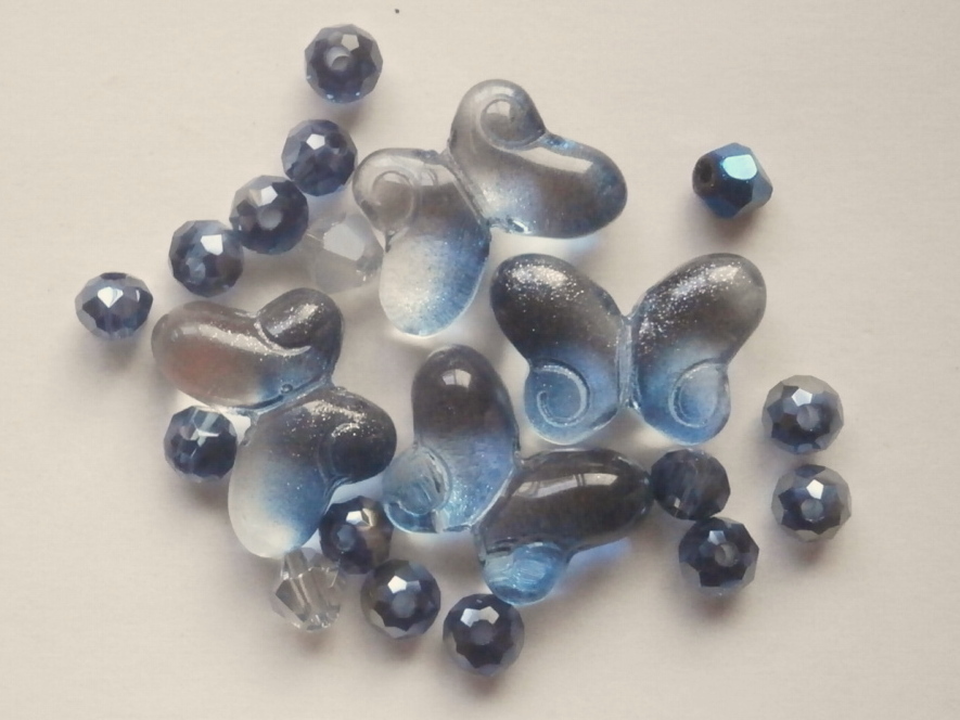 ガラスビーズ★蝶々★タイプ E★モンタナ系★4拍卖