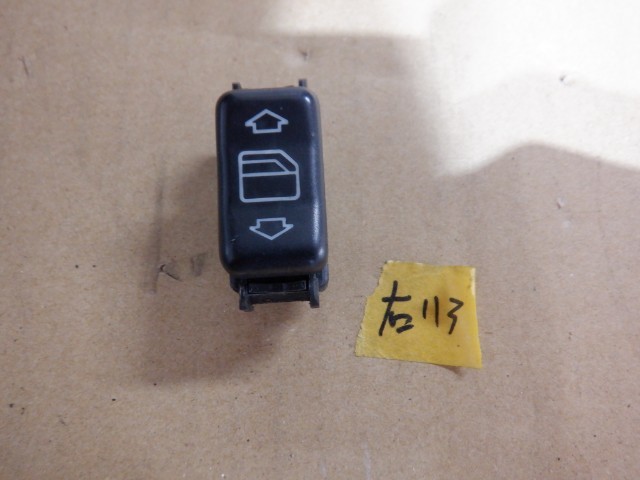 ベンツ 560SEL W126 左ハンドル 純正 右 リア パワーウインドウ スイッチ 42174/b1拍卖