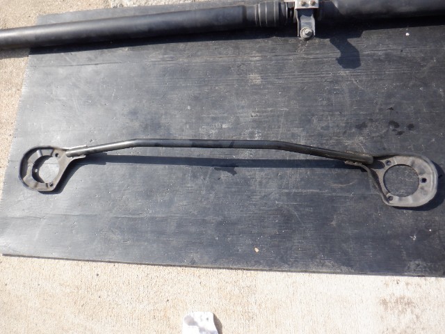 HD1506 CW5W アウトランダー 純正 フロントタワーバー ストラットタワーバー 42383拍卖