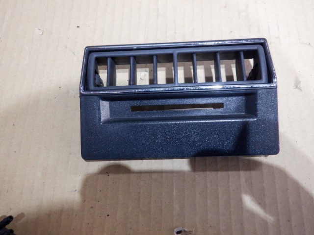 ベンツ 560SEL W126 左ハンドル 純正 リア側 エアコン ルーバー 42455/b1拍卖