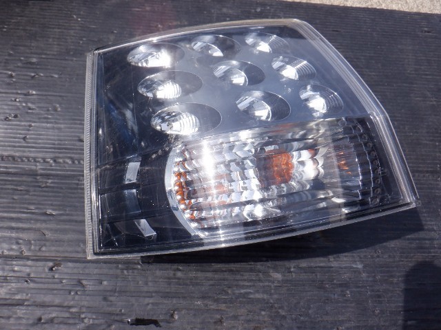 HD1362 CW5W アウトランダー 純正 左 テールレンズ テールランプ 42555拍卖
