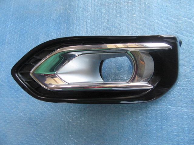 GP5 フィット ハイブリッド フォグランプ カバー 純正 71158-T5A-J6 HONDA FIT拍卖