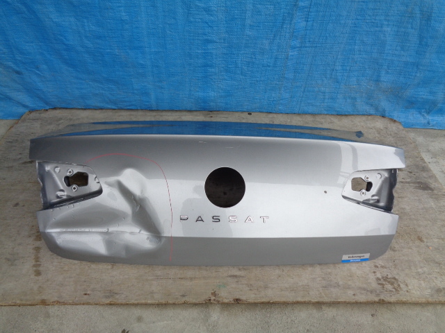 ☆AZ24 VW パサート トランク シルバー拍卖