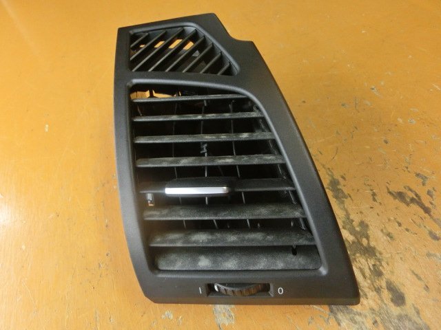 BMW 116i 吹き出し口 右 平成22年 ABA-UE16 エアコン ダクト ベンチレーター 後期E87 6.1万km 2020y拍卖