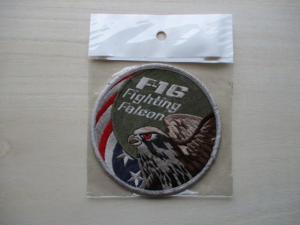 【送料無料】アメリカ空軍 F-16 Fighting Falconパッチ ワッペン/ファイティング ファルコンpatchエアフォースAIR FORCE戦闘機USAF米軍 M79拍卖