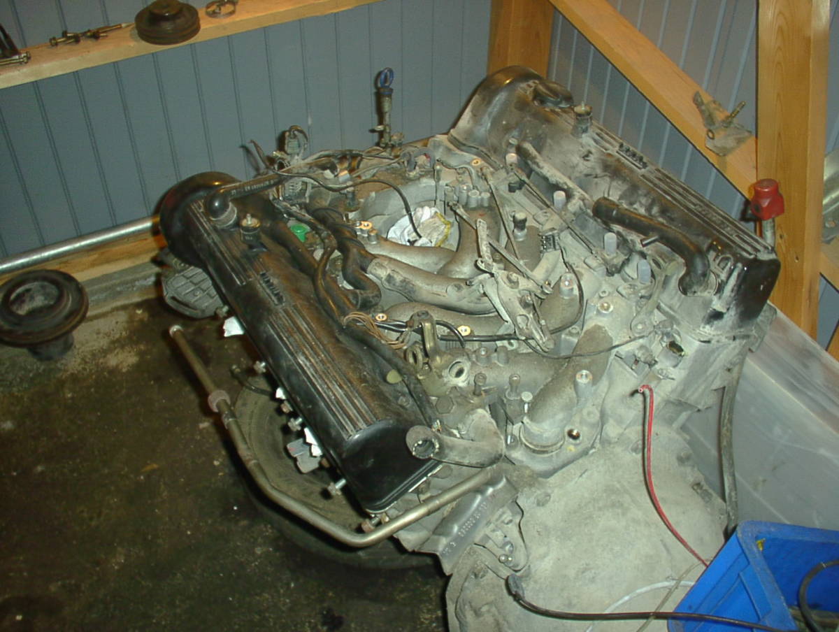 M117 964 R107046 500SL 後期、最終型EU並行車エンジン 練馬近辺まで引取り可能な方のみ 発送できません拍卖