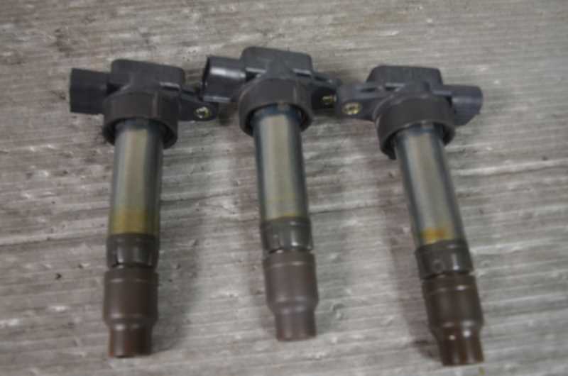 パッソ レーシー 前期(QNC10 KGC10 KGC15) 純正 破損無 動作保証 イグニッションコイル 3本 1台分セット 33400-7662 / 19070-B1010 k071060拍卖