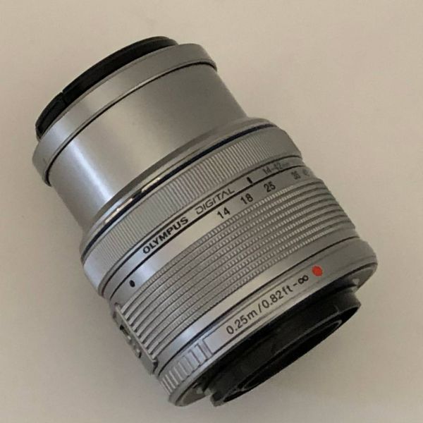 AN23-254 ジャンク扱い OLYMPUS オリンパス レンズ M.ZUIKO DIGITAL 14 - 42mm F3.5-5.6 φ37 一眼レフ カメラ 動作未確認 使用感拍卖