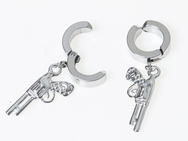 男女兼用ファッション シンプル 丸型 ピアス イヤーカフ イヤリング 挟むタイプ 2個入#シルバー拳銃模様拍卖