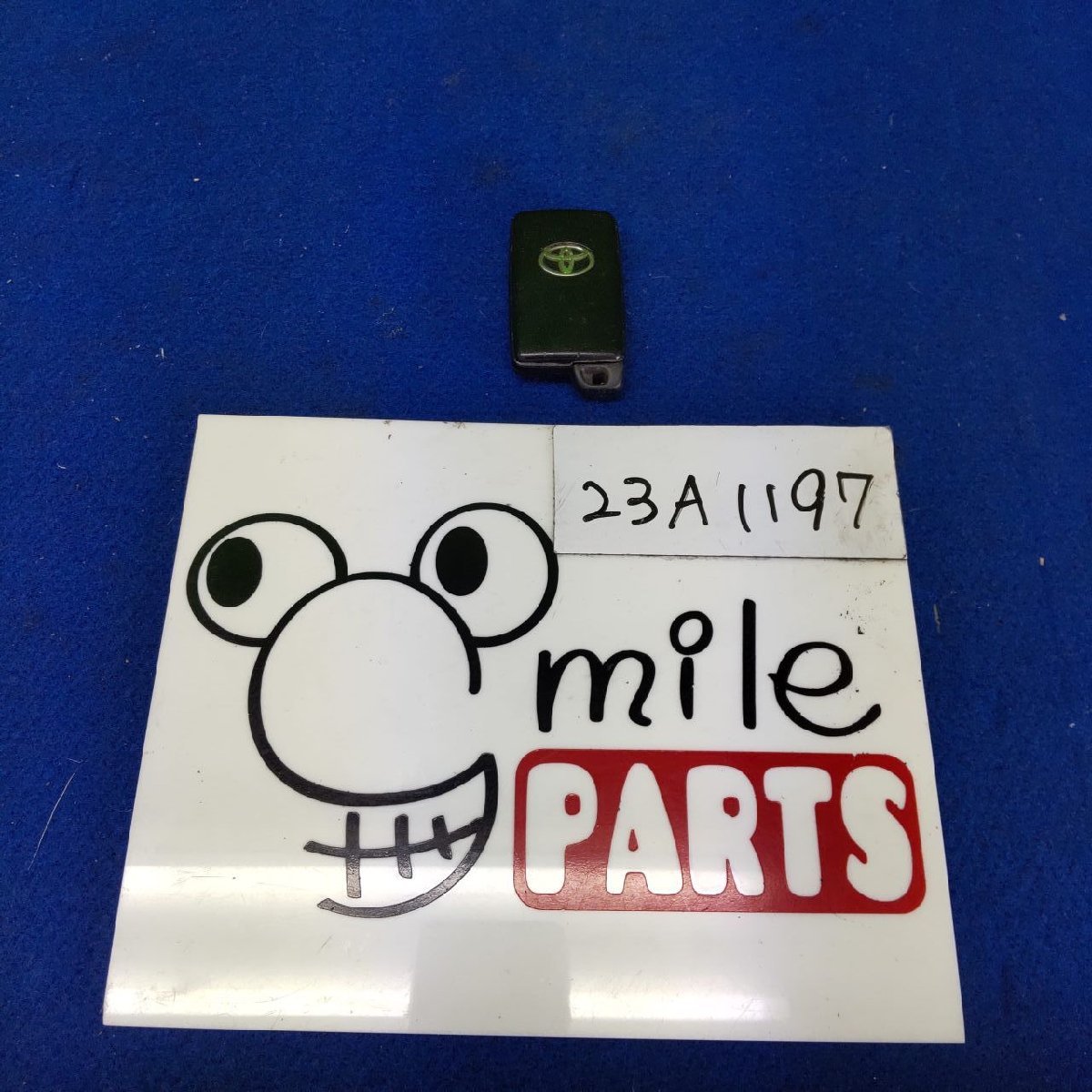 SCP90 ヴィッツ 純正 キーレス K-17/23A1197*同梱不可拍卖