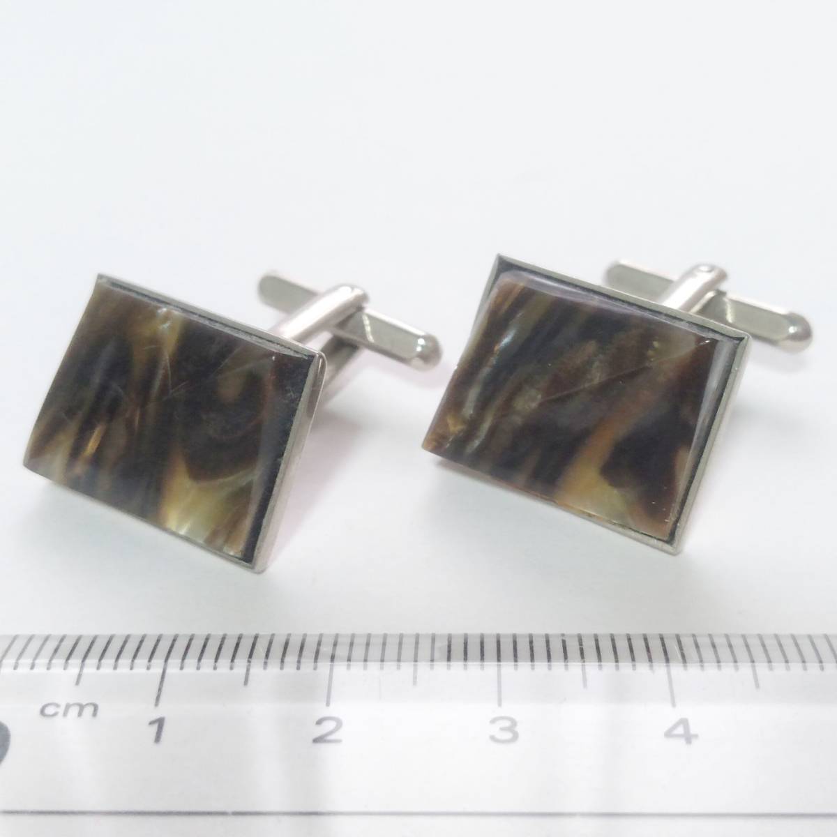 ●CM57/カフリンクス/カフスボタン/シルバー/レバー式/スウィヴル式 刻印入り 装飾 ラインストーン アクセサリー 送料無料拍卖