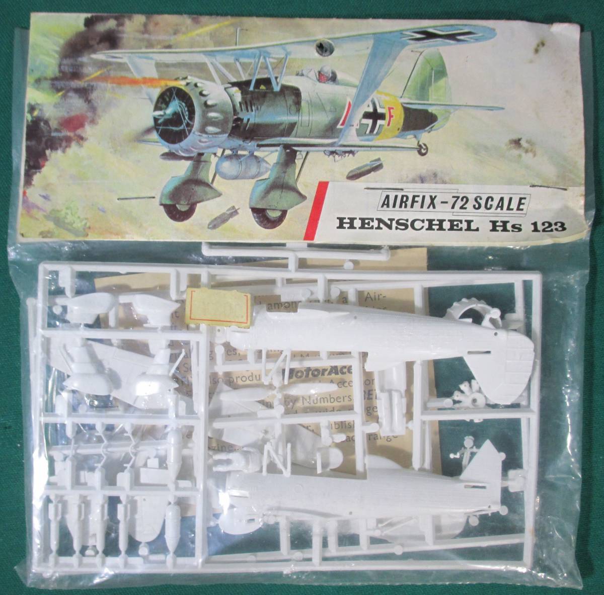 【希少 未開封】AIRFIX HENSCHEL 123A-1 1/72 ドイツ 空軍 ヘンシェル Hs 急降下 爆撃機 プラモデル 希少 レア 年代物 当時物 海外 キット 拍卖