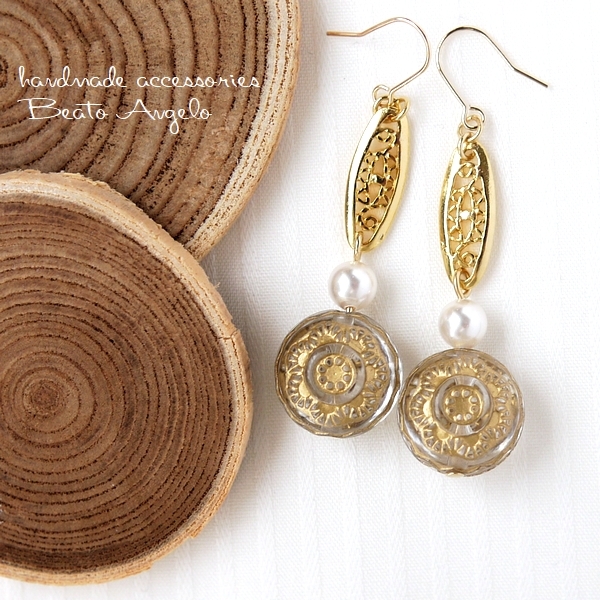 ◆◆+angelo+アクリル パンケーキとオーバル透かしのピアス(p-016)クリスタル G スワロフスキーパール拍卖