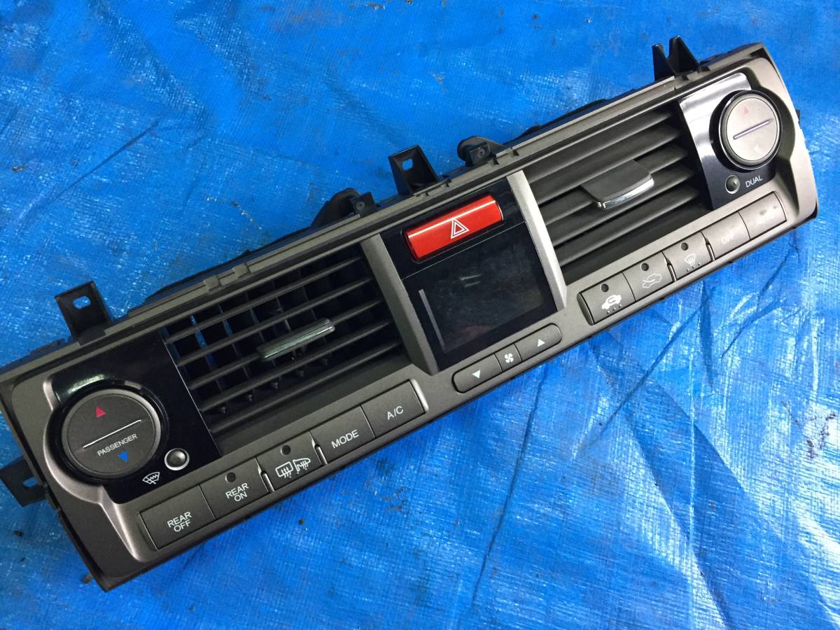 W2-15 エリシオン RR1 RR2 RR3 RR4 純正 エアコンスイッチパネル スタンレーD05QT拍卖