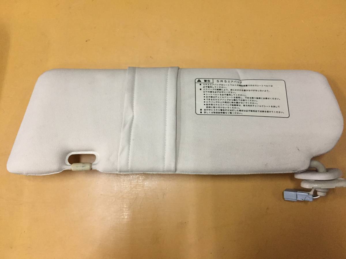 W2-27 エリシオン K24A RR1 RR2 RR3 RR4 サンバイザー左拍卖