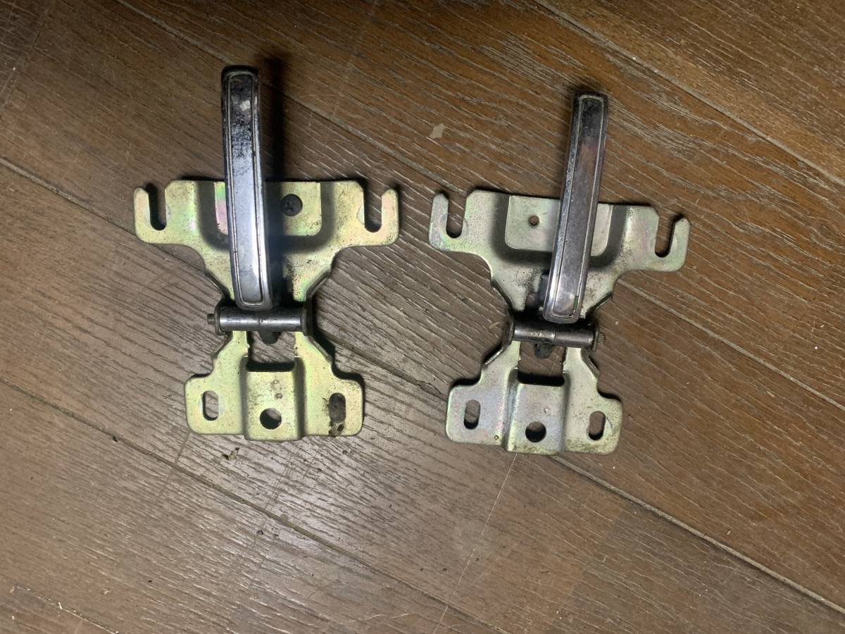 サバンナRX-3 S124Aドアレバー拍卖