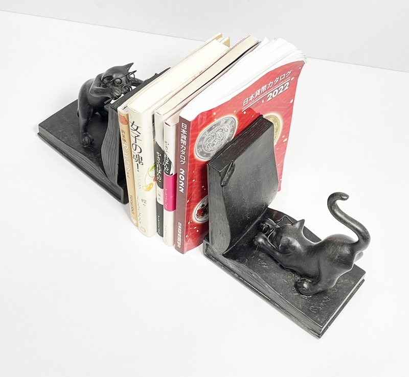 ★新品 猫 本立て ブックエンド ネコ ねこ ブックスタンド CDスタンド アンティーク調 卓上 インテリア 猫雑貨 オブジェ 雑貨 Th041310拍卖