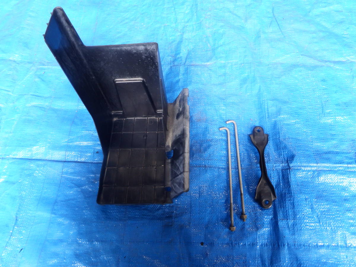 【J015】HONDA That's ザッツ 純正 バッテリートレイ 固定用金具セット 固定 金具 カバー ホンダ JD1 中古 部品取り拍卖