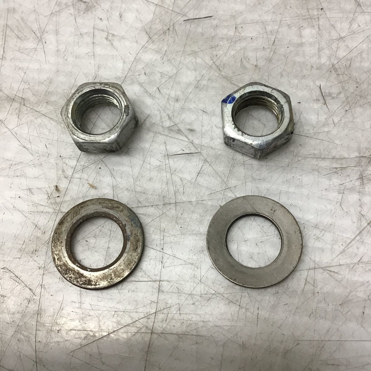 B33-38 スズキ アドレスV125S CF4MA クラッチ プーリー ナット 純正部品拍卖