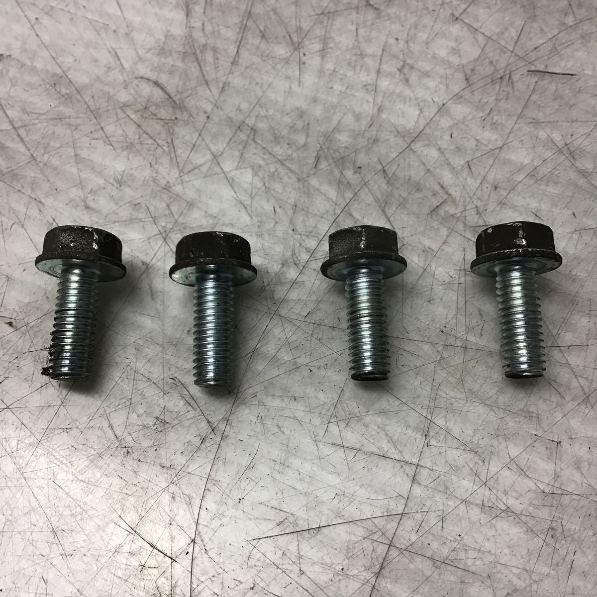 A57-45 ホンダ PCX125 JF56 フロントフェンダー ボルト 純正部品拍卖